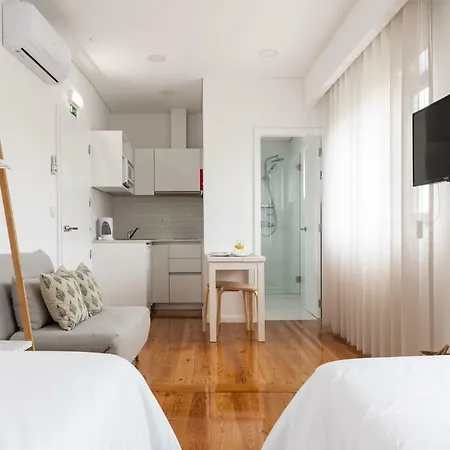 Botica Guest house *
